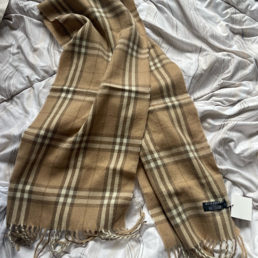 BURBERRY Nova check scarf brown
